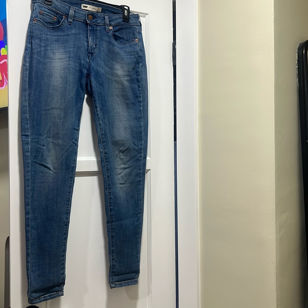 Levi’s size 28, 535 legging jeans ￼